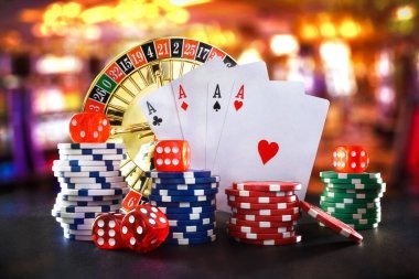 oke168 Android app home screen showing live football matches and casino games